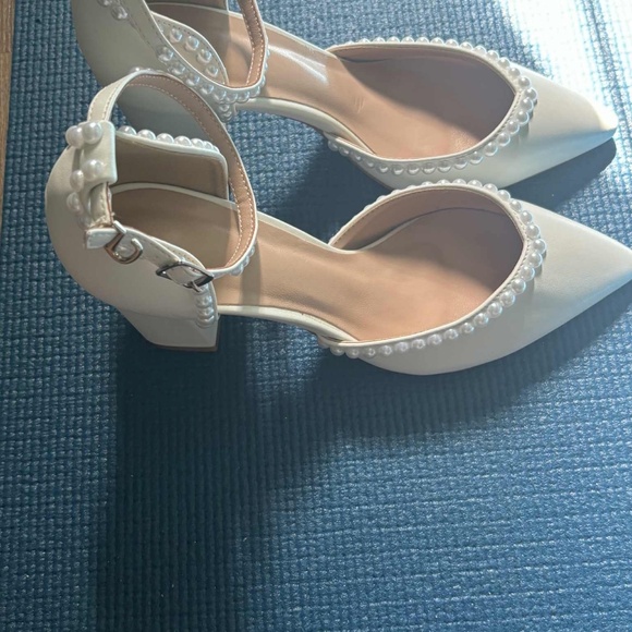 White Pearled Heels - Picture 3 of 5